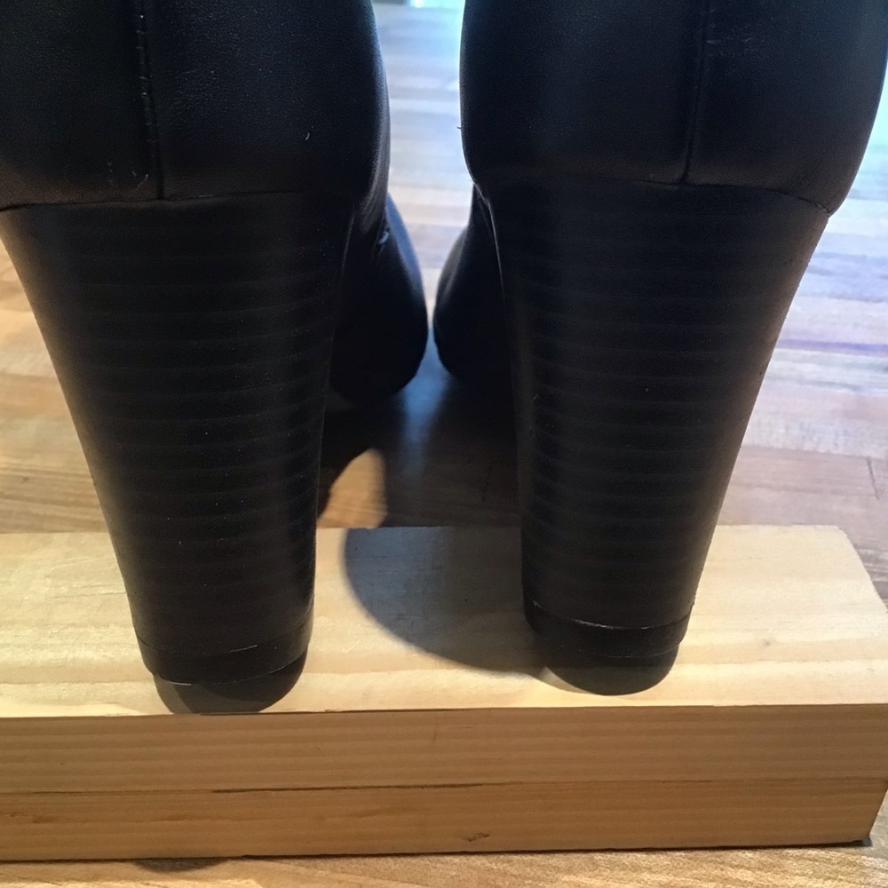 Clarks - Picture 4 of 12